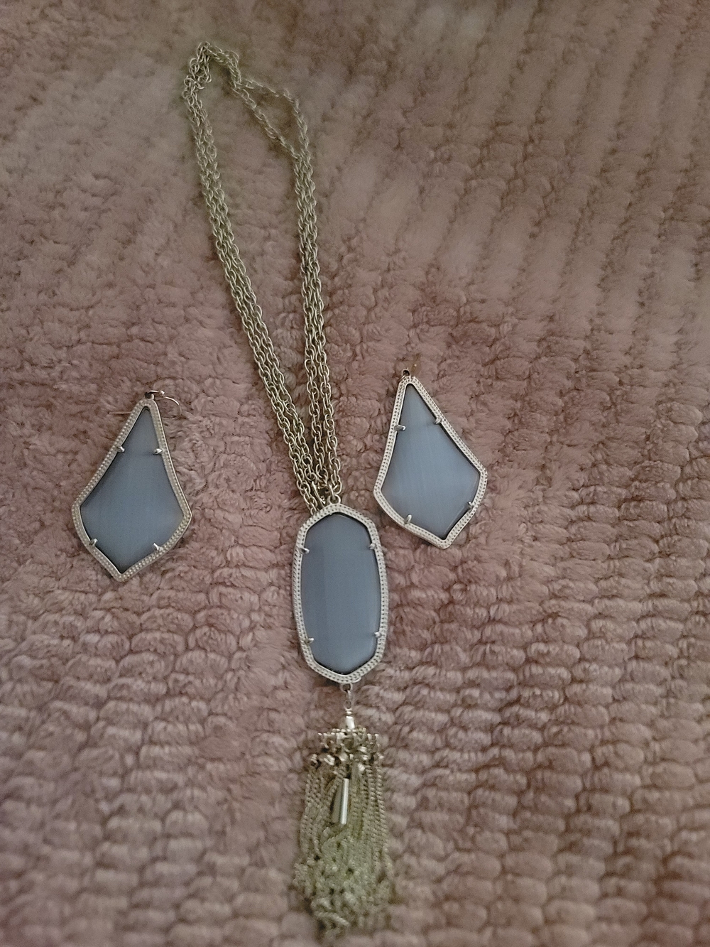 Kendra Scott Gold-Tone Necklace and Earring Set with Light Gray Stones